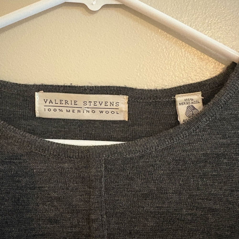 Valerie Stevens Charcoal Crew Neck Sweater - Picture 3 of 5